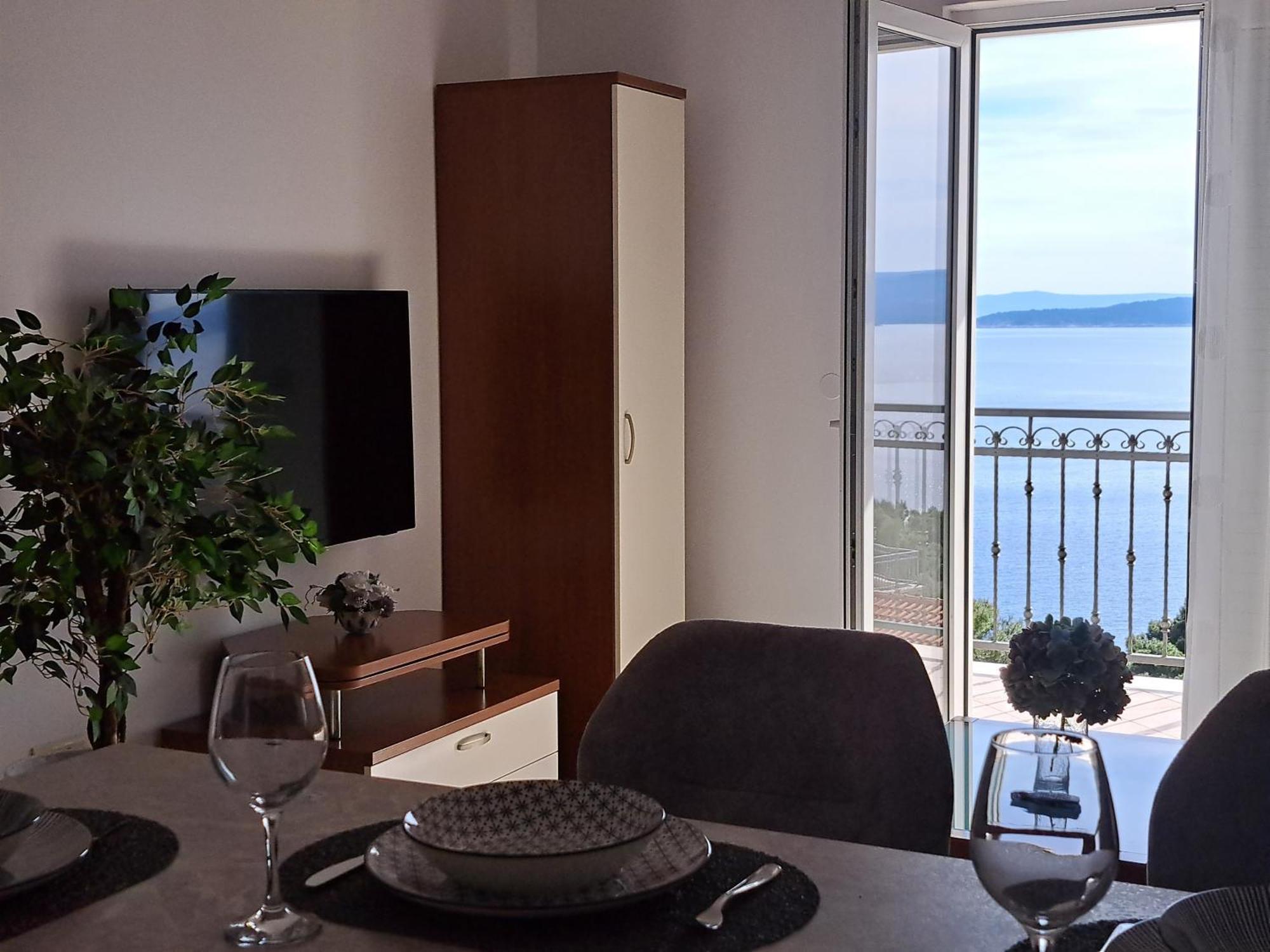 Apartments Marija Брела Экстерьер фото
